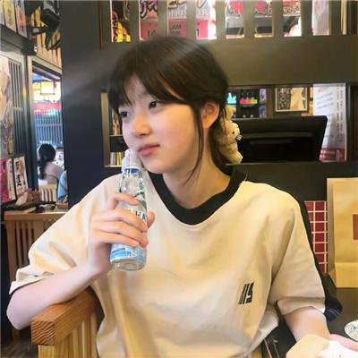 伴娘先拜堂